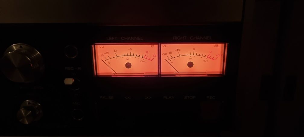 Magnetofon szpulowy REVOX B 77 MK II. 4 track.