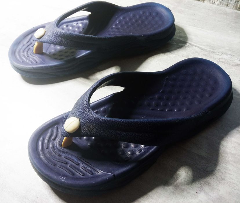 В'єтнамки, шльопанці через палець сині