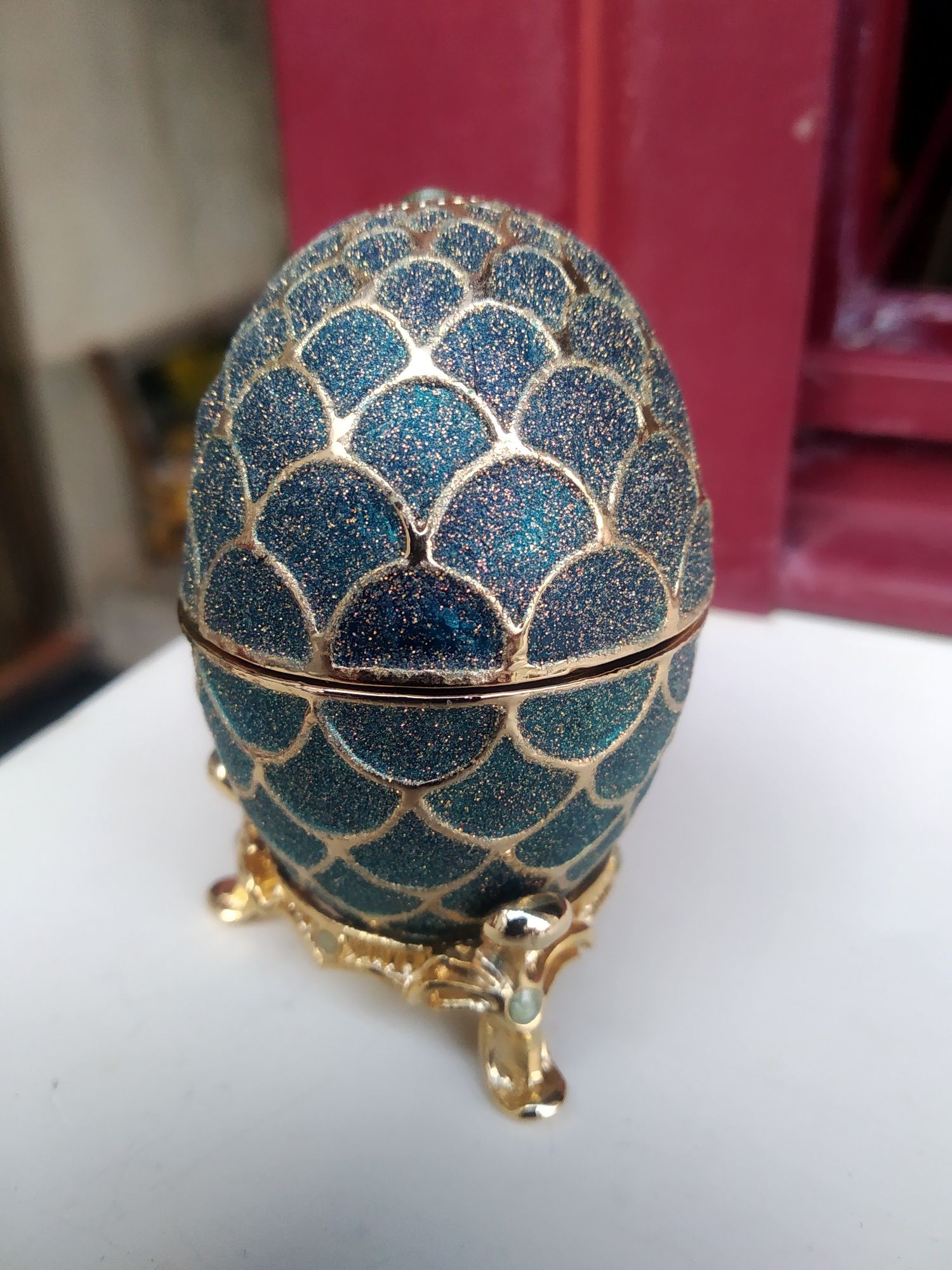Guarda jóias tipo ovo Fabergé