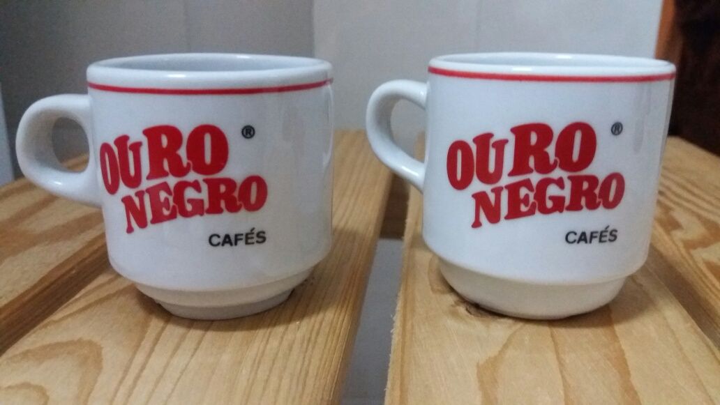 Chávenas de café Ouro Negro - em excelente estado