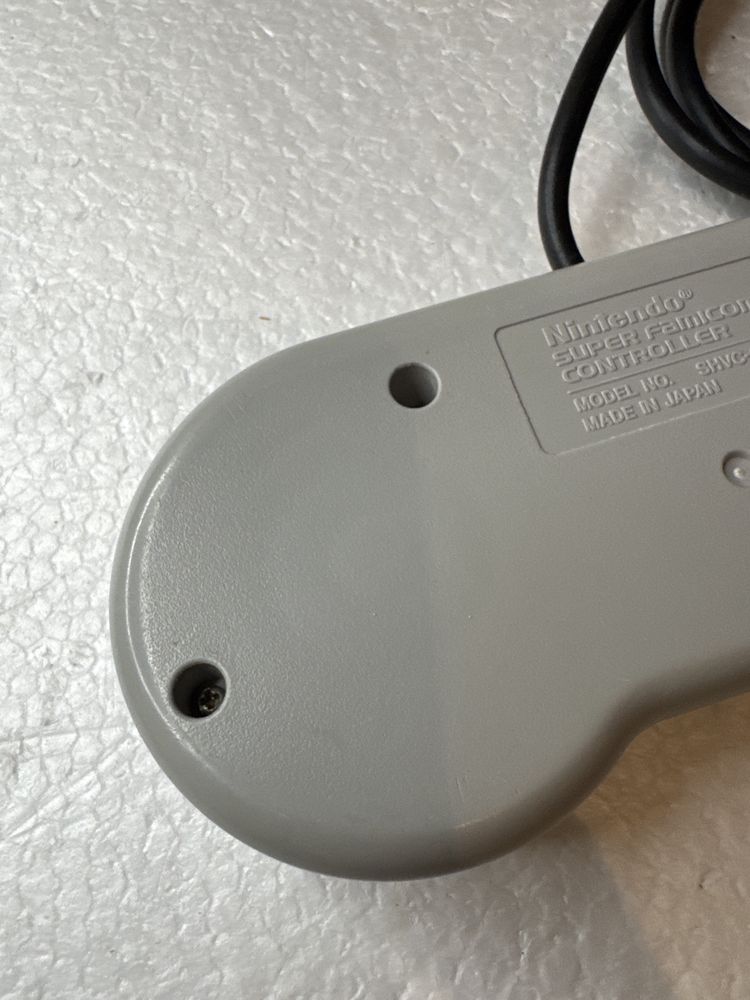 Kontroler pad do Nintendo Super Famicom / Super Nintendo SNES shvc-005