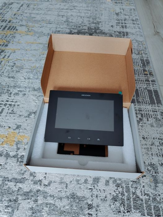 Nowy wideodomofon IP Hikvision DS-KH6220-LE1