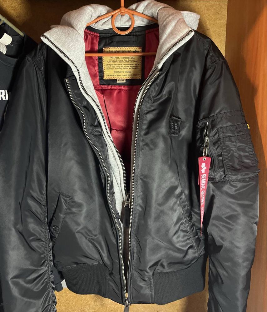 Alpha Industries альфа індастріз бомбер ma-1 з капюшоном