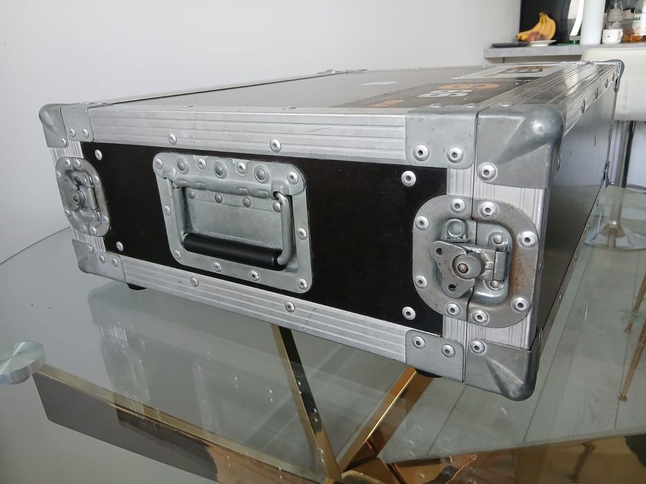 Fractal Axe Fx 2 mark II, wraz ze sterownikiem midi.