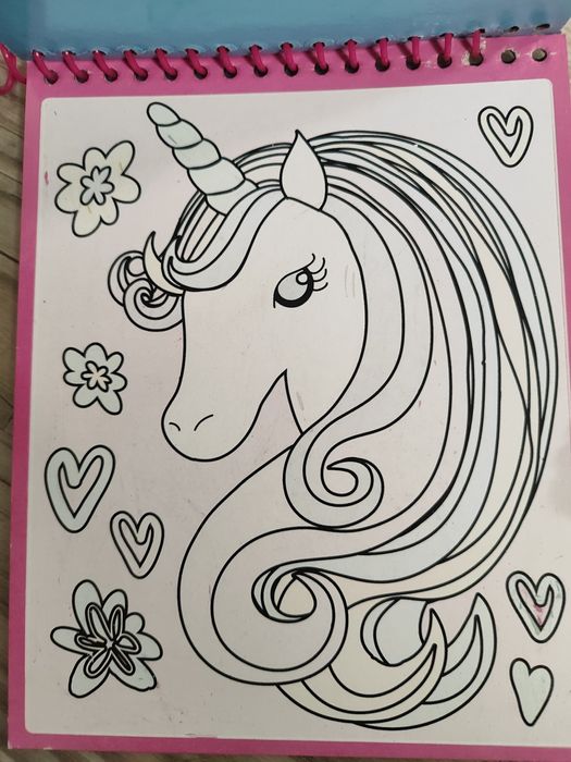 Kolorowanka wodna jednorożec