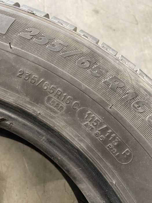 Opona Michelin Agilis 235/65 R16C