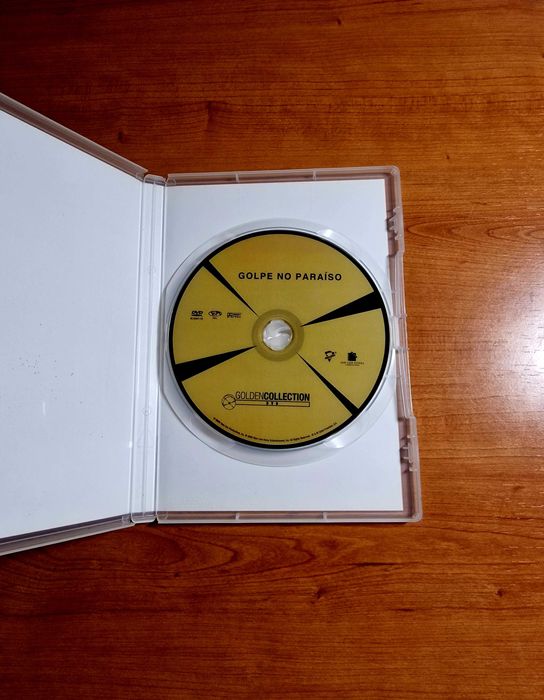 HEIST IN PARADISE (Pierce Brosnan/Salma Hayek/Woody Harrelson/Don Cheadle)64584991940099122