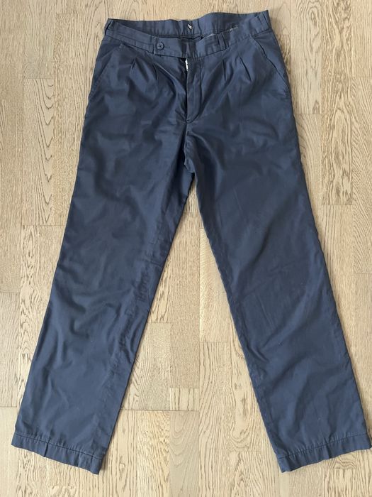 Spodnie robocze w rozmiarze S.