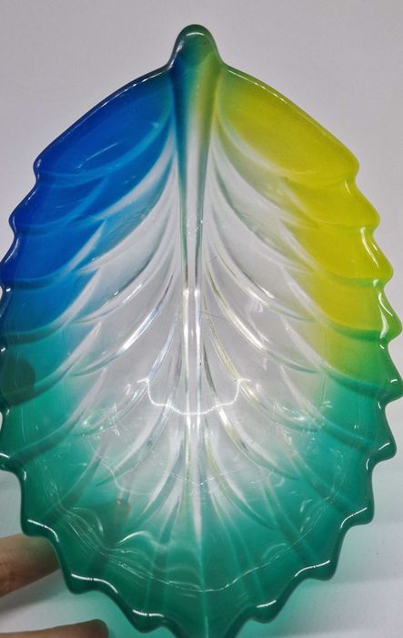 Misa na owoce w kształcie liścia, lata 70-te XX wieku, vintage