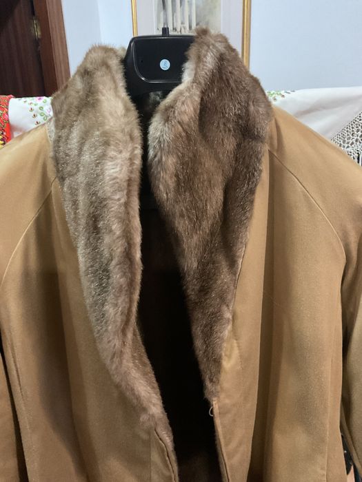 Casaco e gabardine duas peças  comprido 1,14 cm ,discrição abaixo