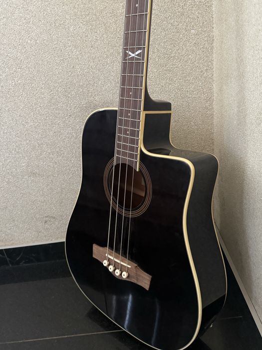 Гітара акустичний бас