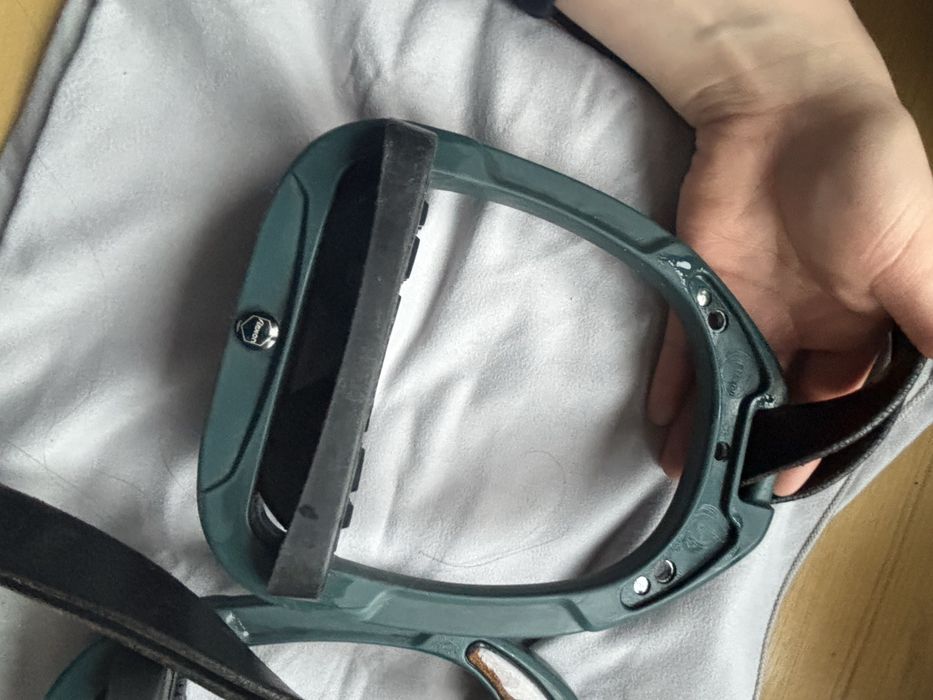 Strzemiona Flex on butelkowa zieleń