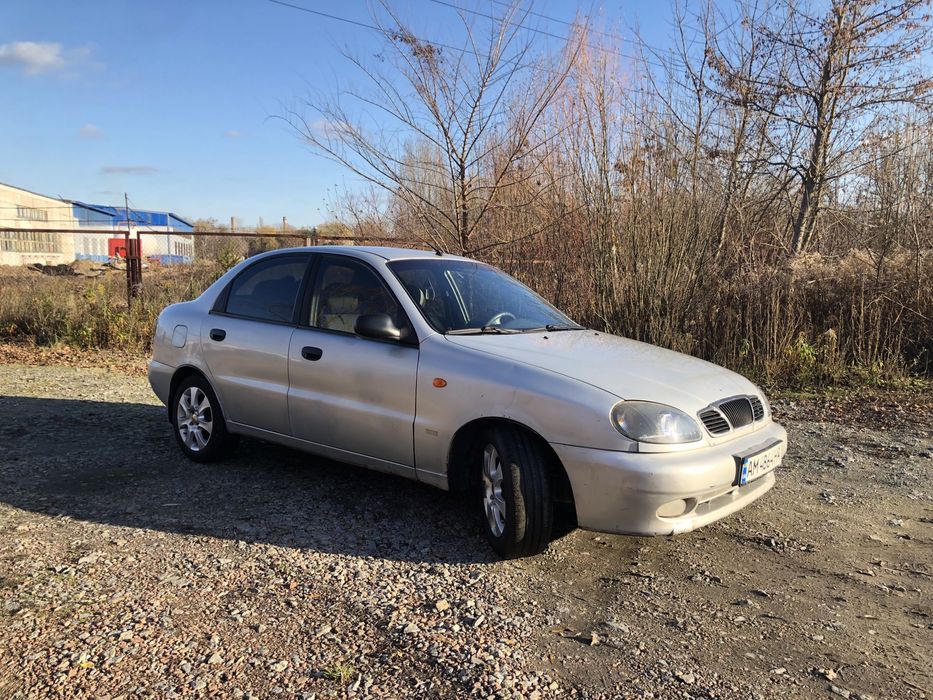 Продам ланос 1.5 бенз SE