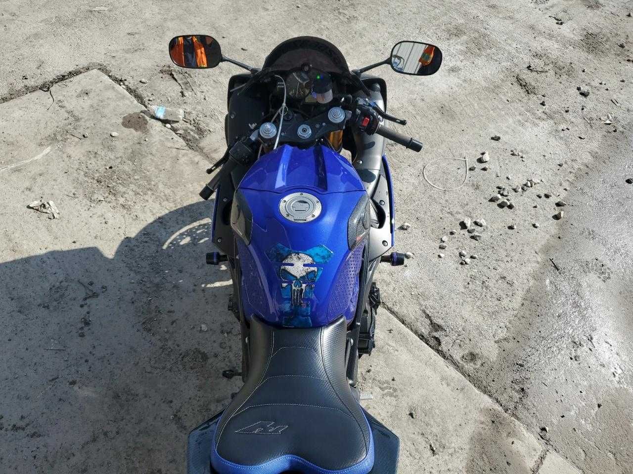 2011 Yamaha YZFR1