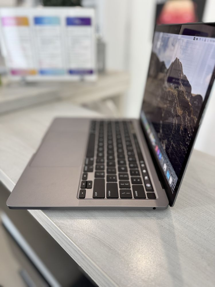 Open Box MacBook Pro 13’ 2022 M2 16/512Gb Space Gray (Z16S0005D)