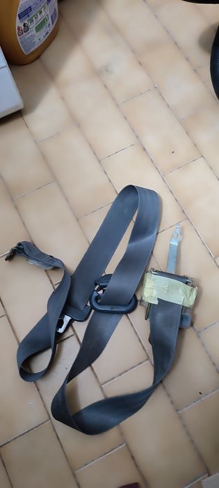 Cinto completo Toyota Rav 4 Mk1 , frente esquerdo (condutor)