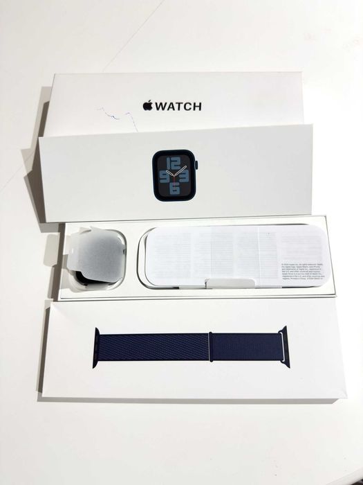 Apple Watch SE Gen 2 44mm Midnight AI Ink SL GPS