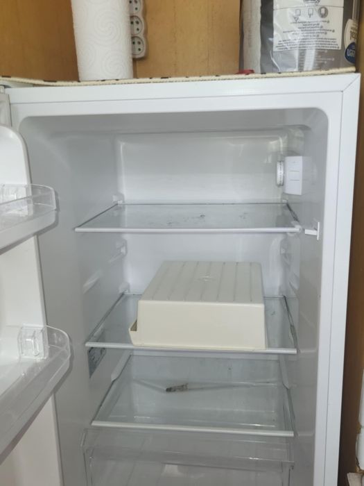 Pralka lodówka łóżko