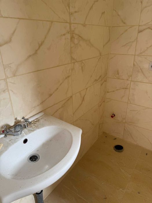 Продам самостоятельный дом с ремонтом  Малиновский р-он