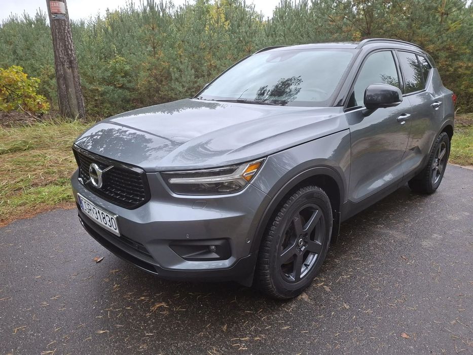 Volvo XC 40 Volvo XC 40 2,0 AWD R-DESIGN 2019