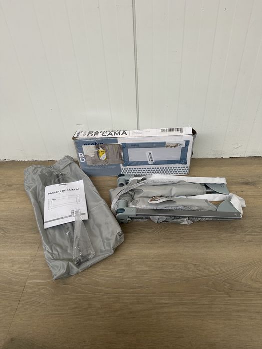 Barierka zabezpieczająca do łóżka 90cm Asalvo kratka ochronna