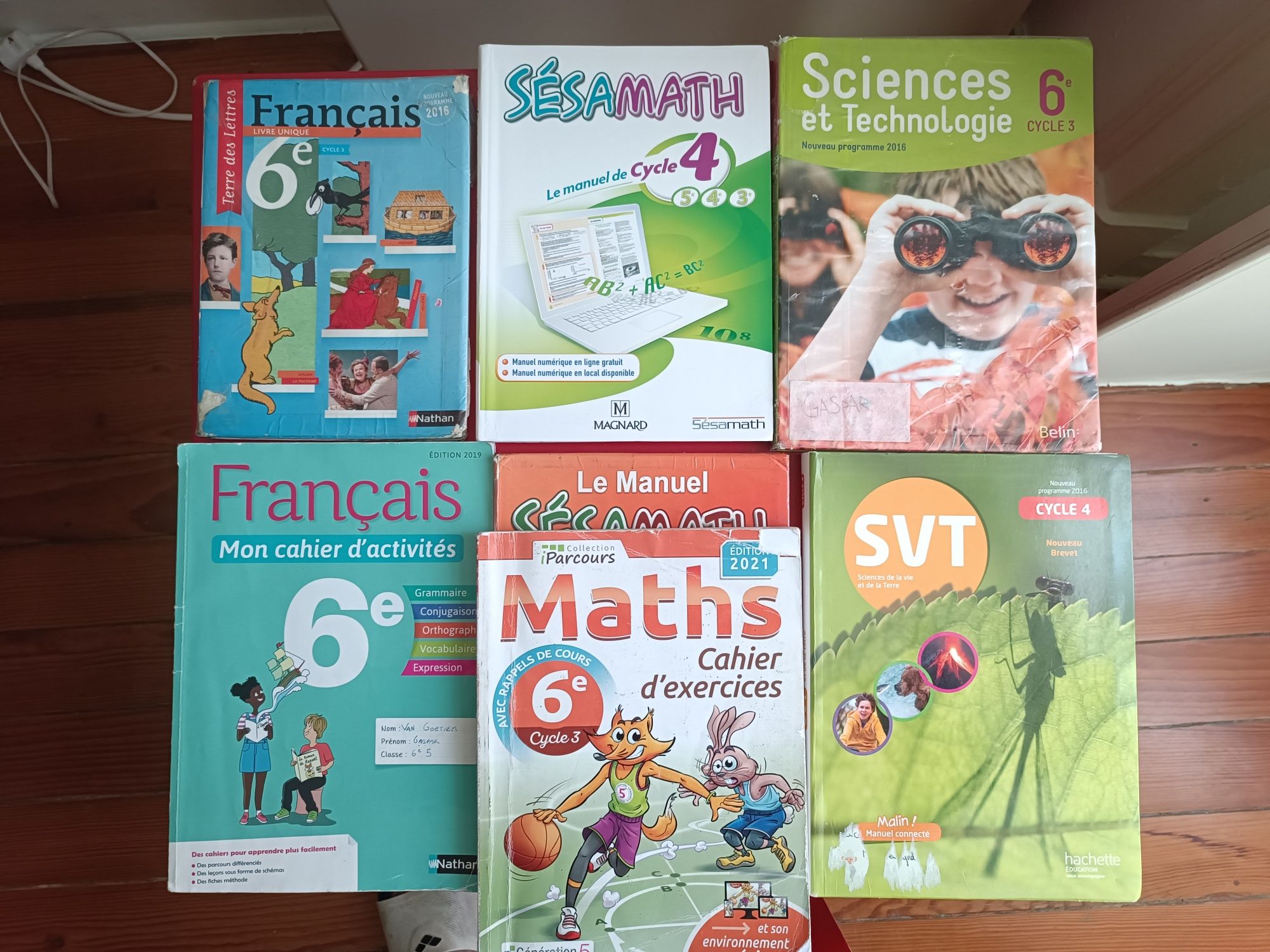 Livros escolares em francês, liceu francês