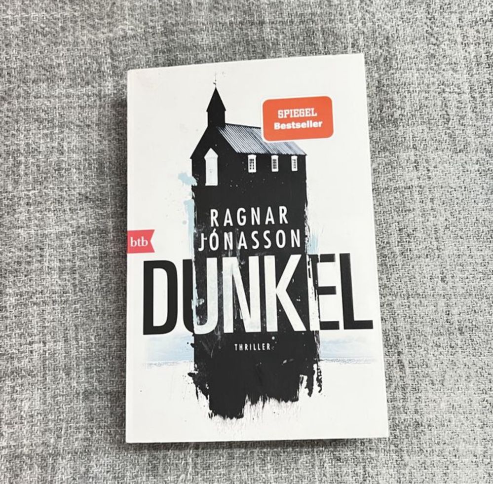 Книга Dunkel німецькою