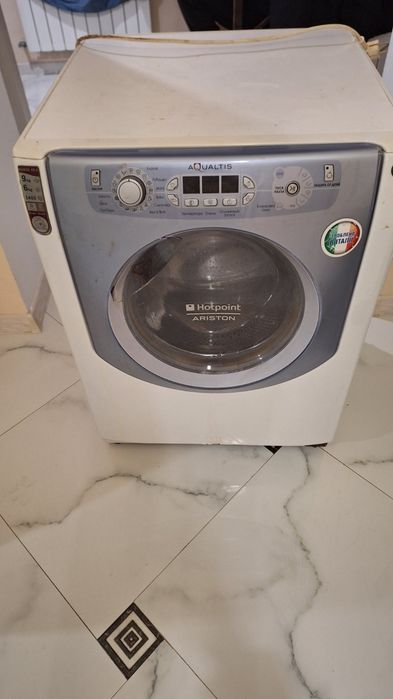 Продається пралка/сушка hotpoint ariston, потребує ремонту