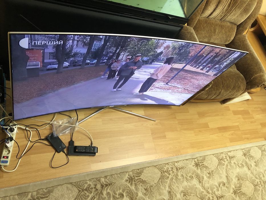 Телевизор Samsung UE65KS9090T