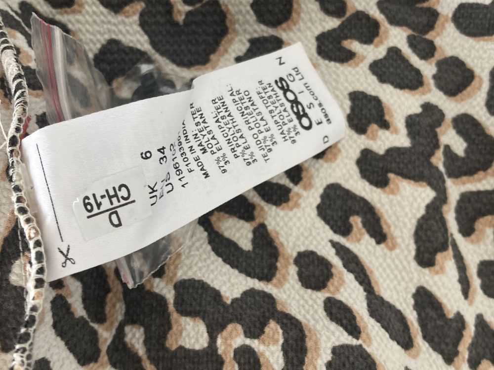 Asos xs sukienka midi animal print v dekolt basic modna hit