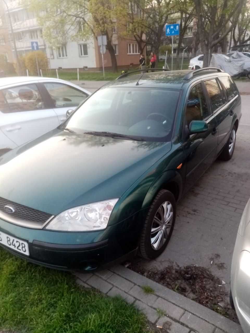 Ford Mondeo 1.8 benzyna 2002 rok