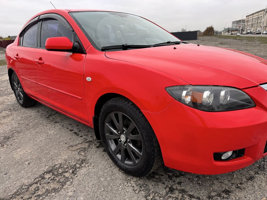 Продам Mazda 3 КПП автомат отличном состоянии