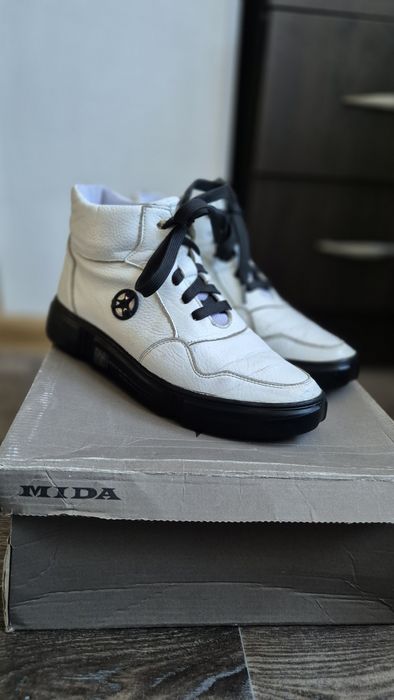 Демісезонні черевики MIDA