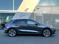 Audi A3 Cena katalogowa: 196 120,00 zł