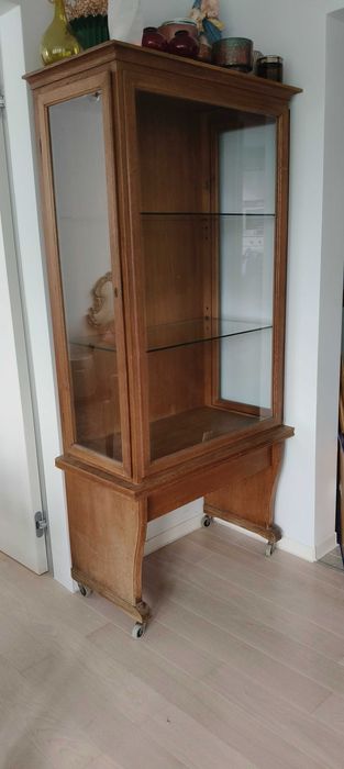 Dębowa gablota witryna ok. 1900 r.