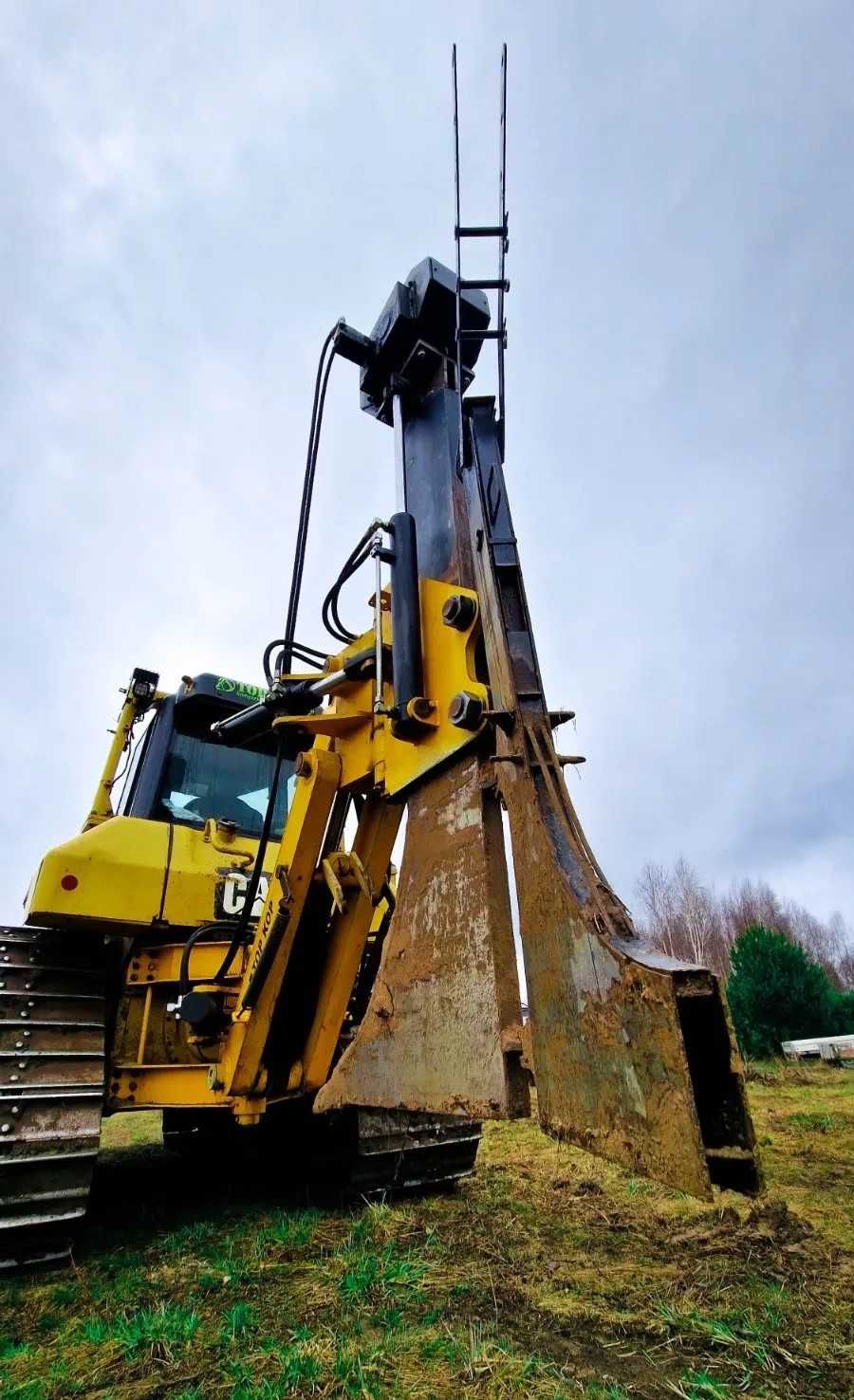 Wynajem Pługoukładacza Goliat Spycharka CATERPILLAR D6N LGP