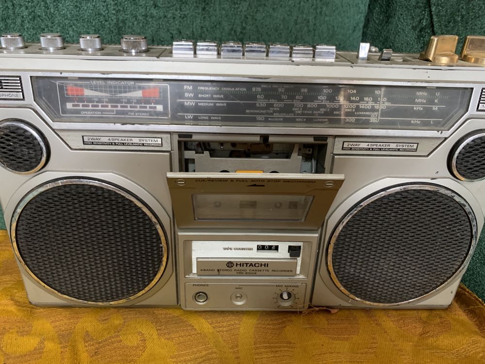 Hitachi trk 8100e магнитола магнитофон