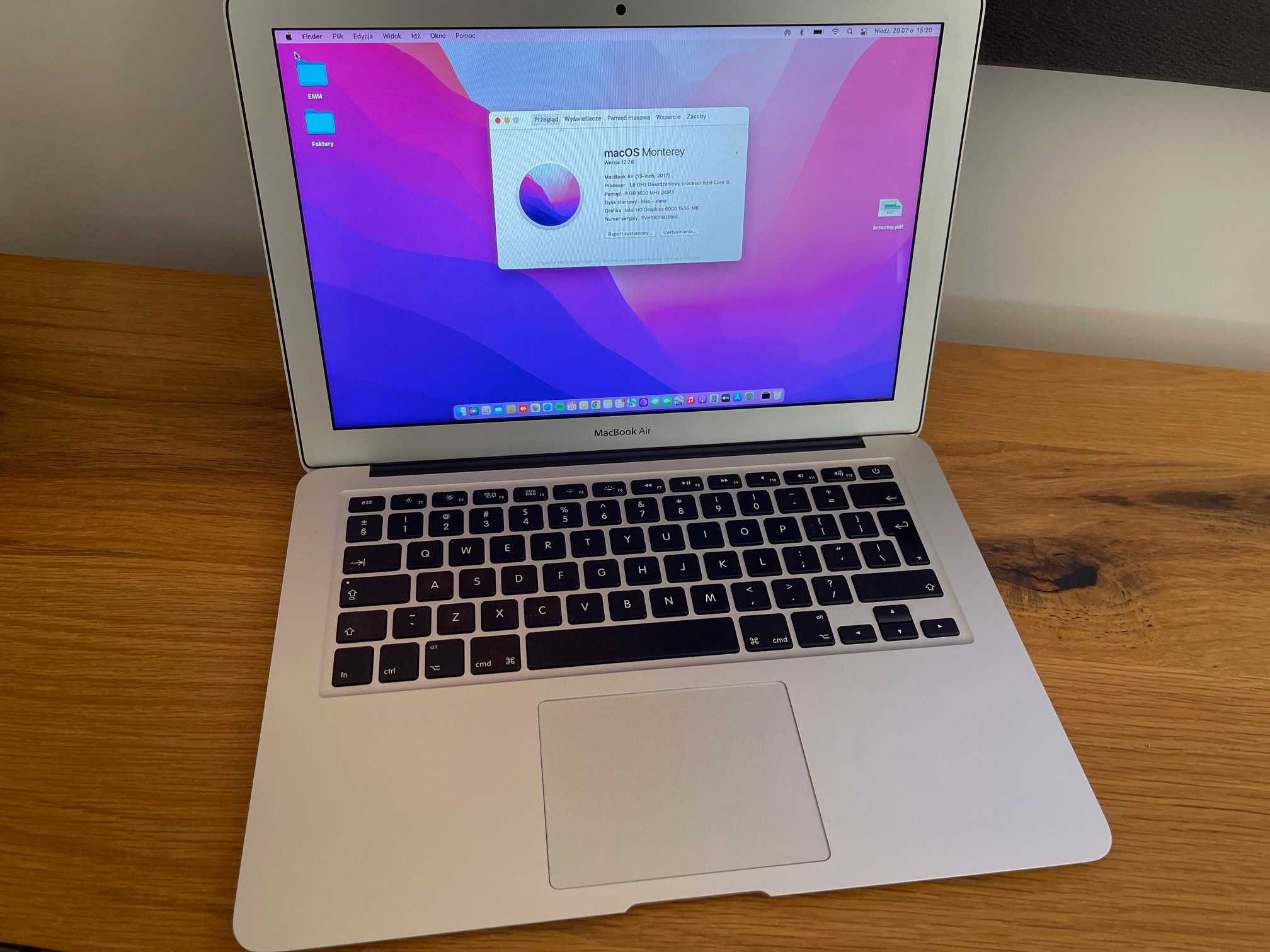 MacBook Air i5 w super stanie