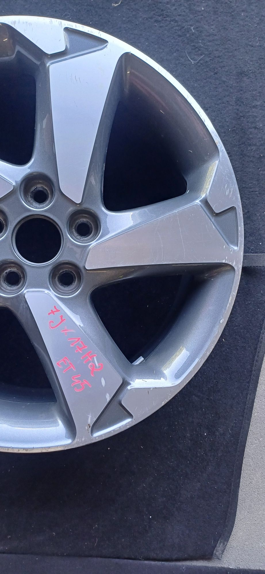Felga aluminiowa FORD FOCUS MK4 7J×17H2