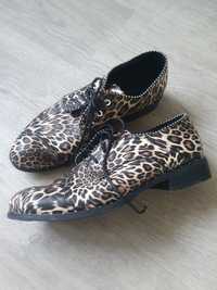 Buty panterka 40