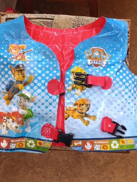 Продам надувной детский жилет новий