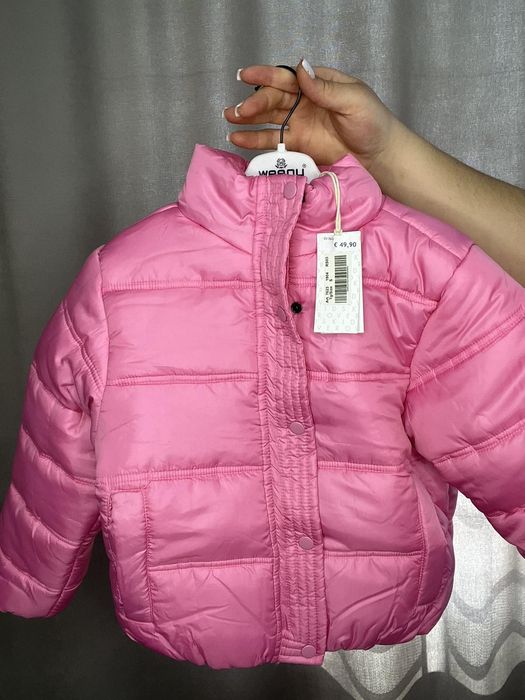 Нова куртка  на вік від 6 до 8 років