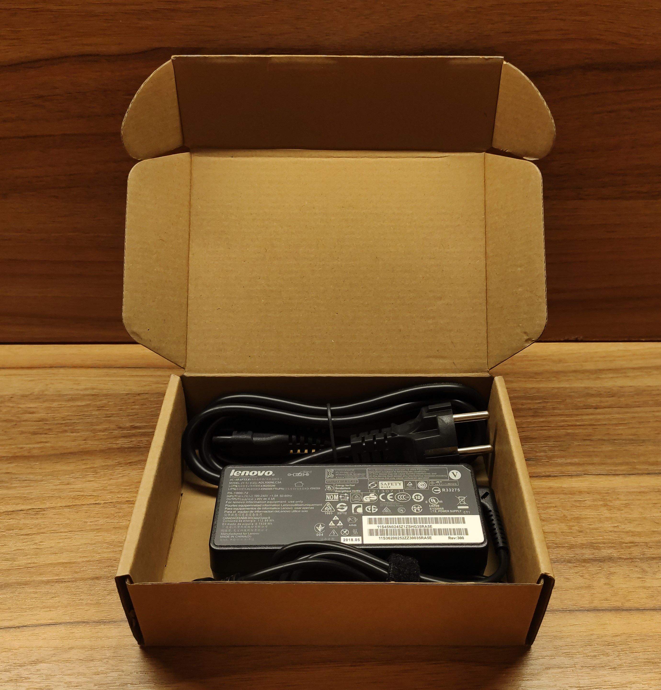 Блок питания Lenovo 20V 4.5A 90W 5.5*2.1mm(USB+pin) (BP8)