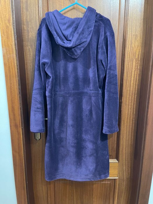 Roupão roxo do Snoopy