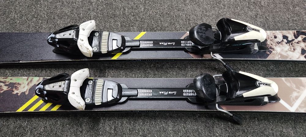 Freestyle 161 cm HEAD CADDY 81 twin tip /4