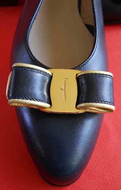 Новые  женские туфли  "Salvatore Ferragamo" (оригинал),р. 39, Италия