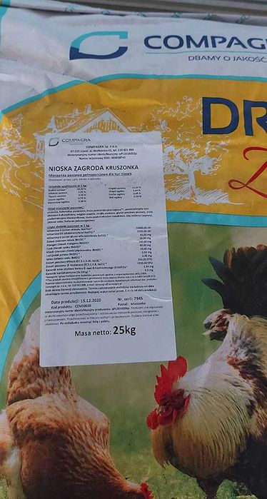 Pasza dla kur kurcząt gęsi indyków Nioska Zagroda kruszonka Compagra