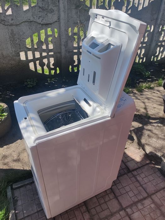 ТЕРМІНОВО ПРОДАМ Пральну машину Indesit BTW D51052 (EU)