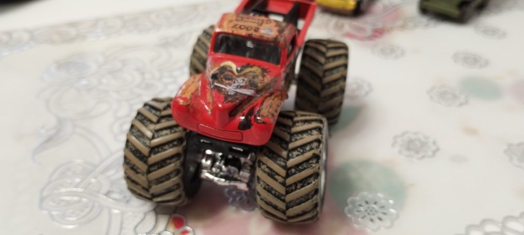 2007 Hot Wheels Monster Jam: Captain's Curse 1/64 Monster z 2007 r