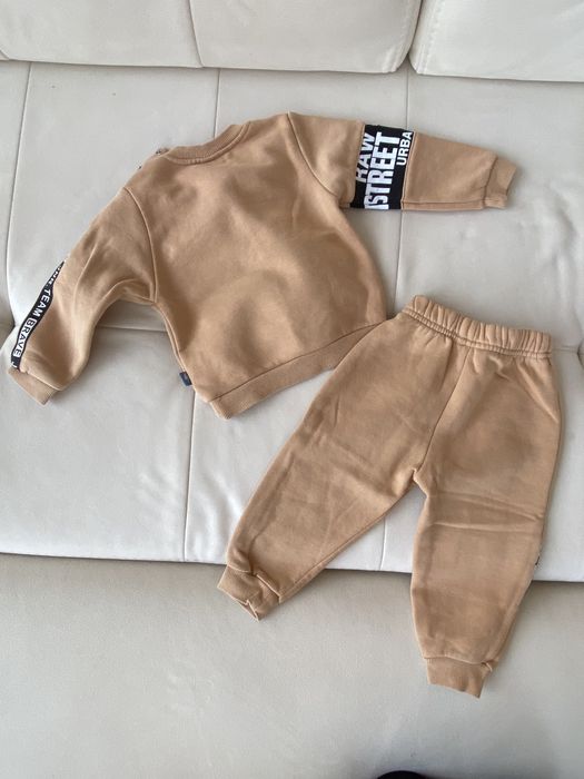 Теплый костюм на флисе 86см на 18 мес